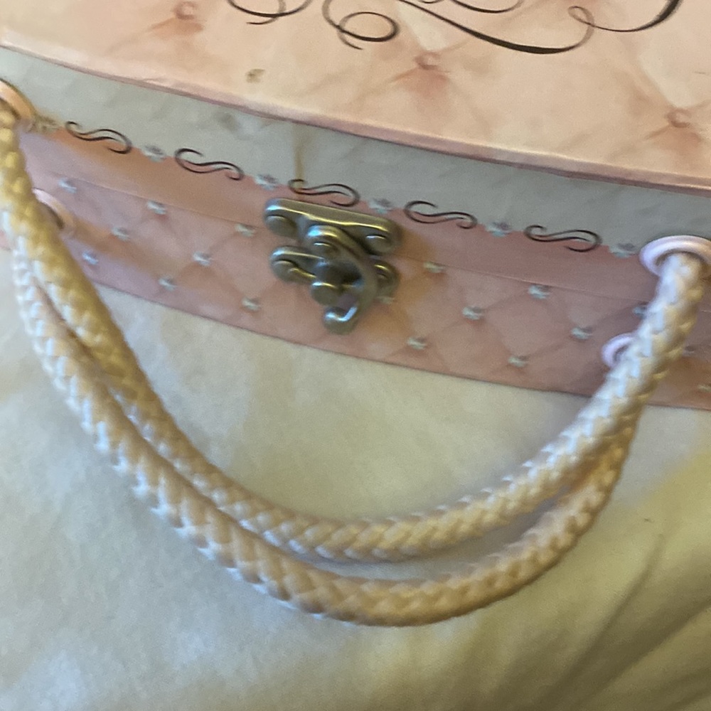 Storage purse - Picture 3 of 8